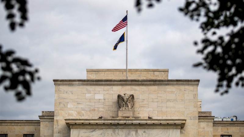 Federal Reserve Officials Warn of Inflation Amid Division Over Rate Hike Timing
